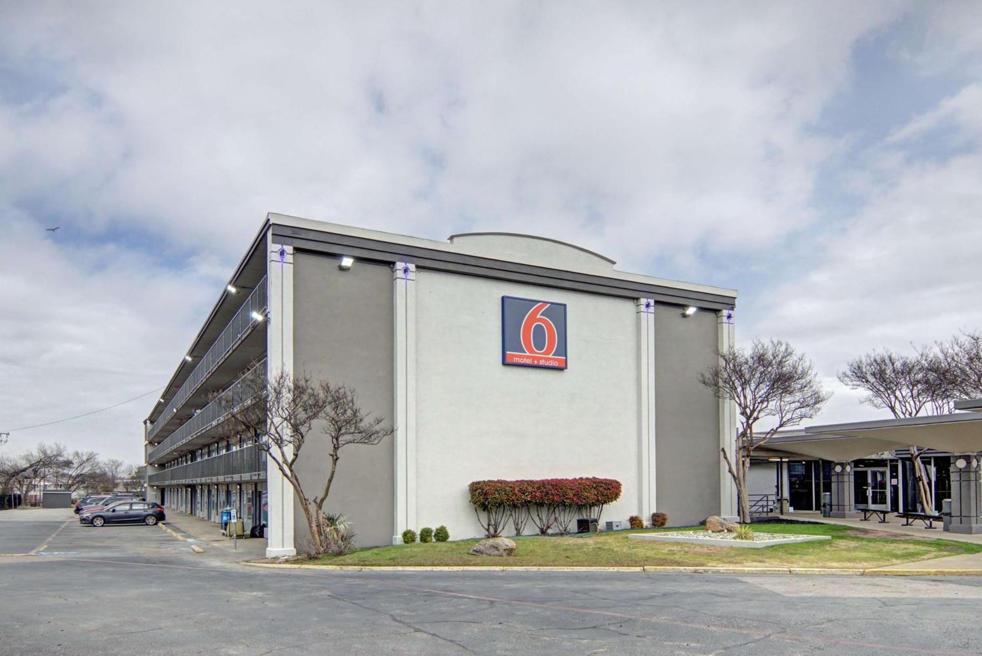 Studio 6 Mesquite, Tx Town East Eksteriør billede